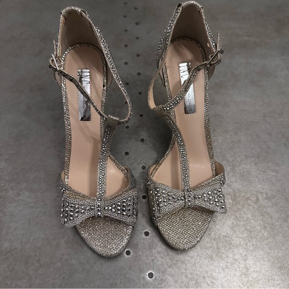 CRYSTAL HEELS 🎀 - Picture 3 of 11